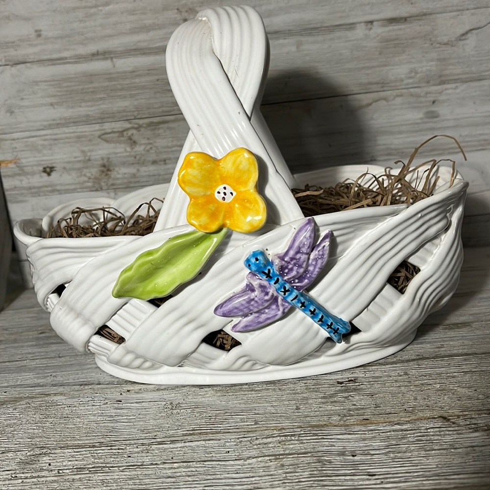 Ceramic Open Weave Basket With flowers Made in Portugal